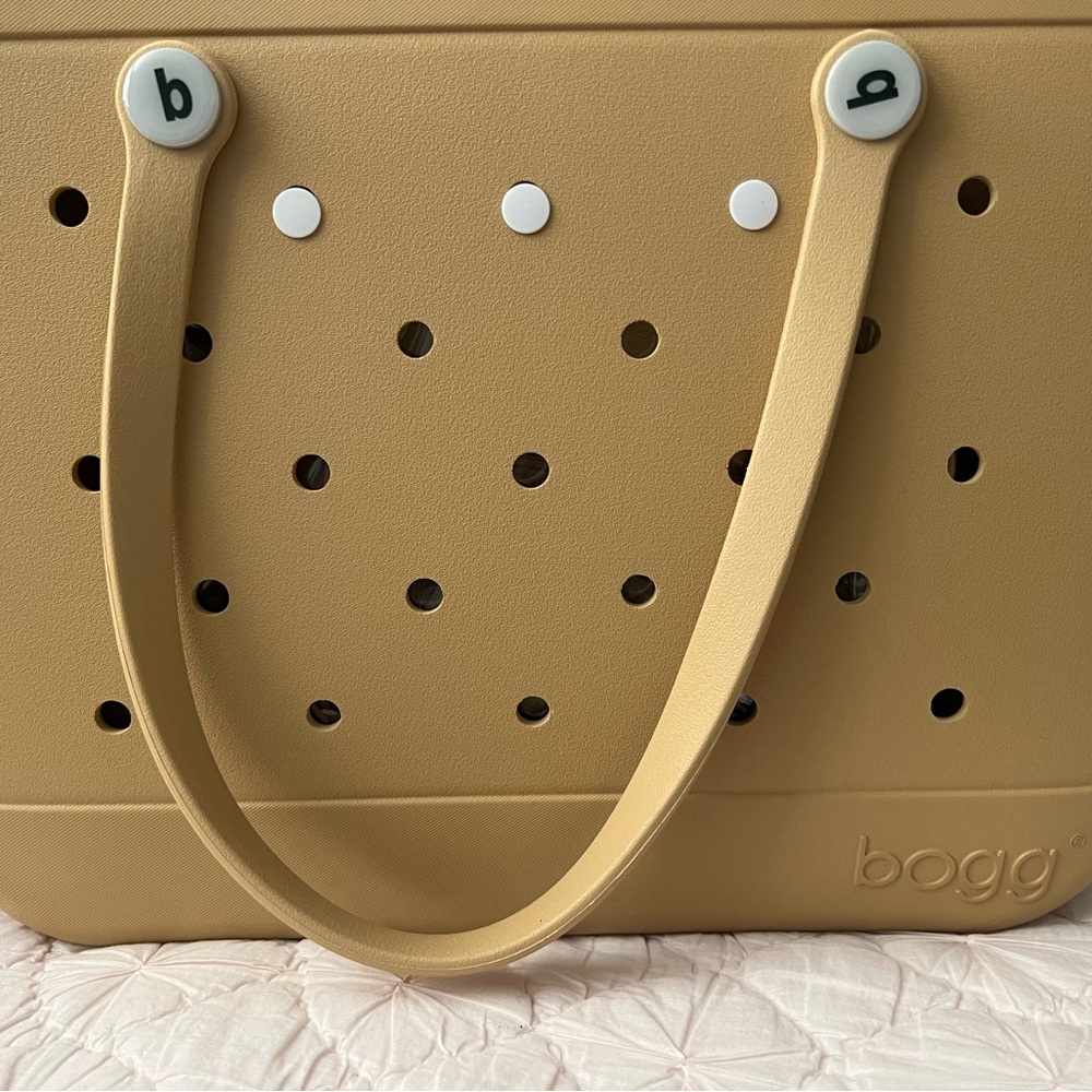 NWT (LAST ONE) I LATTE YOU LOTS XL BOGG BAG